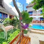 Utulivu Bungalow